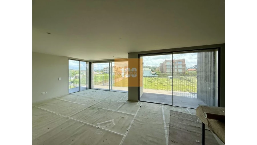 Apartamento T3 para Venda em São Felix da Marinha Foto 17