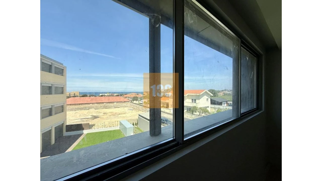 Apartamento T3 para Venda em São Felix da Marinha Foto 35