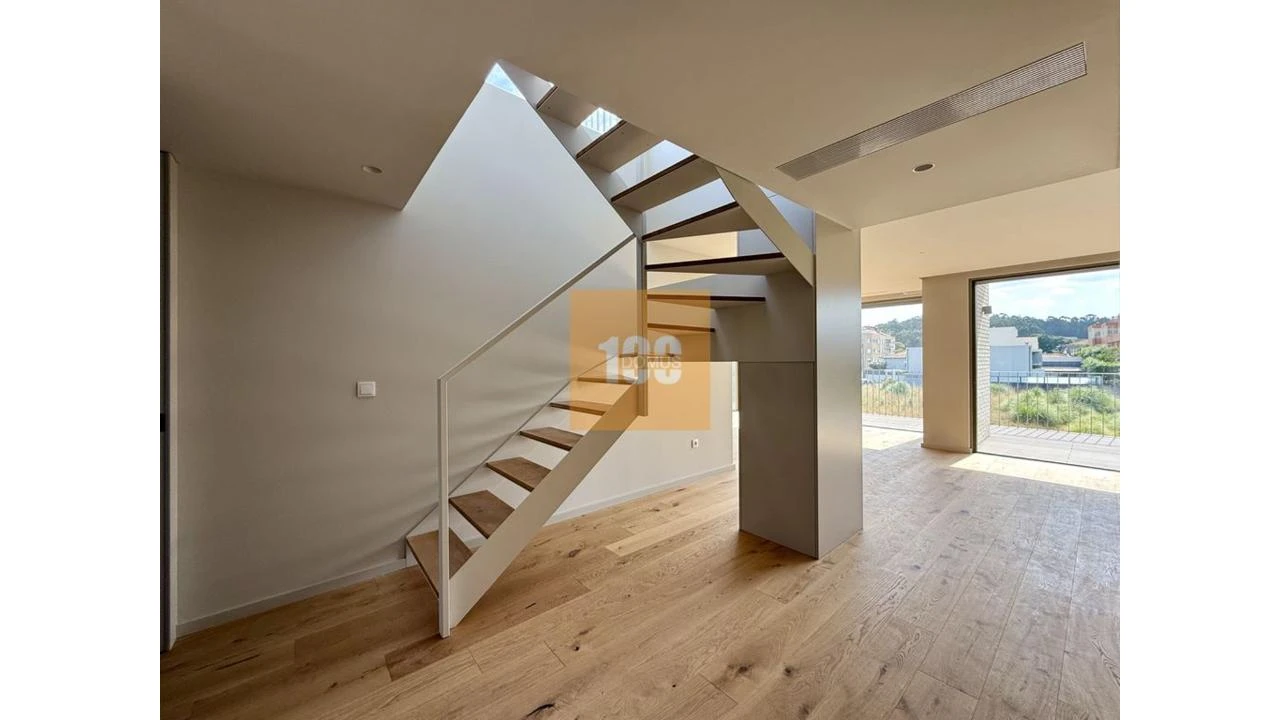 Apartamento T3 para Venda em São Felix da Marinha Foto 10