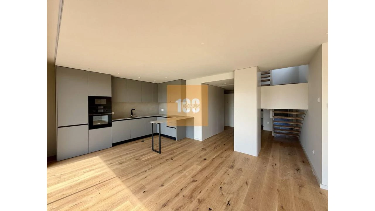 Apartamento T3 para Venda em São Felix da Marinha Foto 23