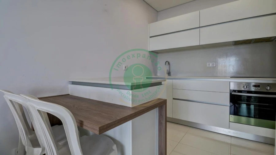 Apartamento T1 para Venda em Buarcos Foto 8