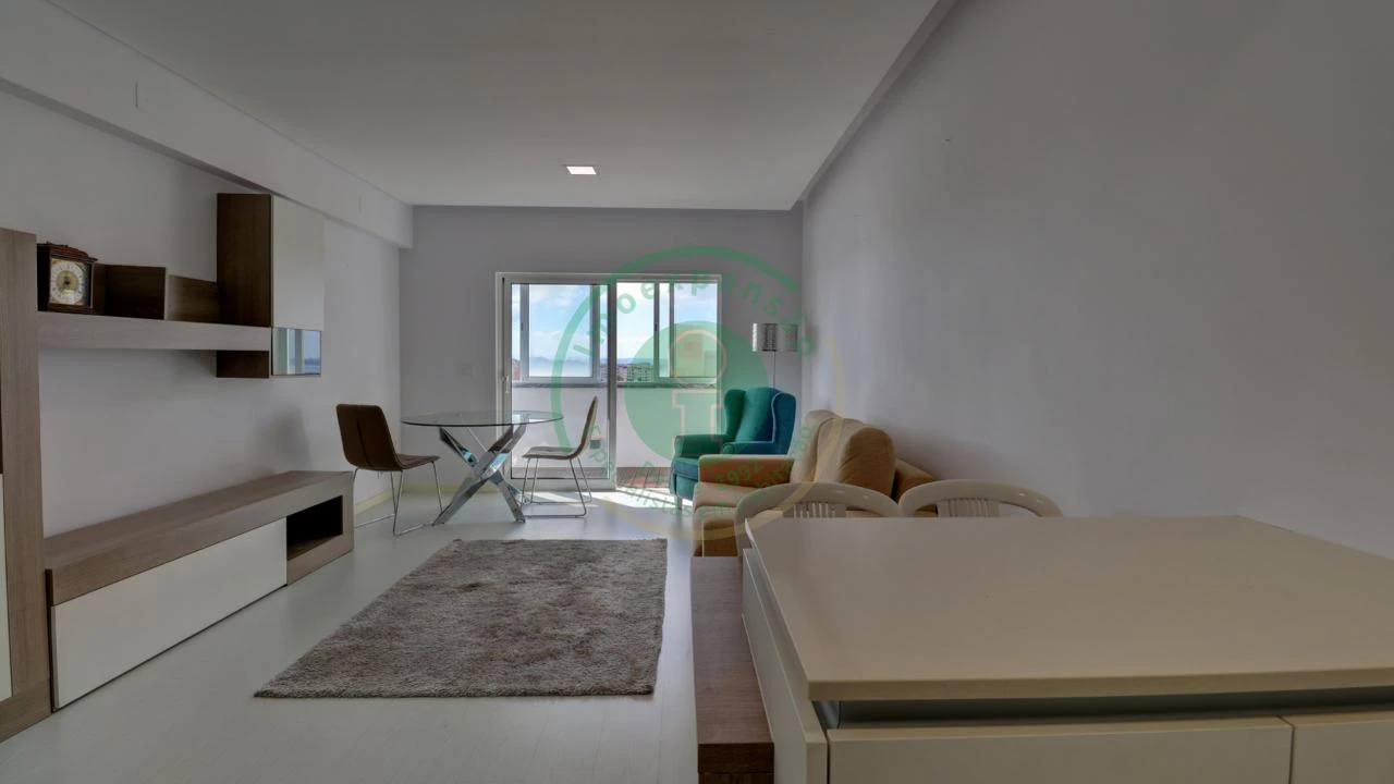 Apartamento T1 para Venda em Buarcos Foto 3