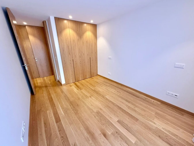 Apartamento T2 para Venda em Mafamude e Vilar do Paraíso Foto 17