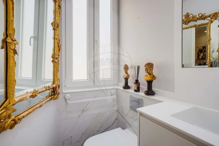 Apartamento T3 para Venda em Arroios Foto 14