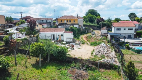 Terreno para Venda em Bairro