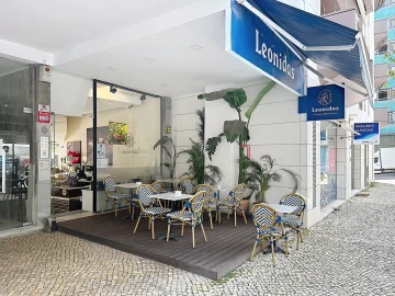 Loja para Arrendamento em Santo António
