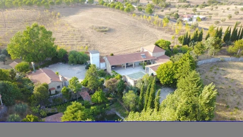 Quinta T4 para Venda em Romeira e Várzea