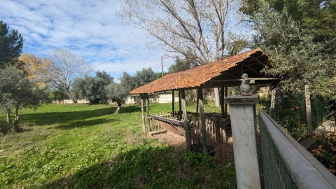 Quinta T4 para Venda em Romeira e Várzea