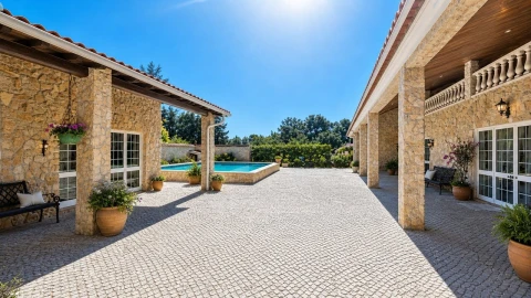 Quinta T4 para Venda em Romeira e Várzea
