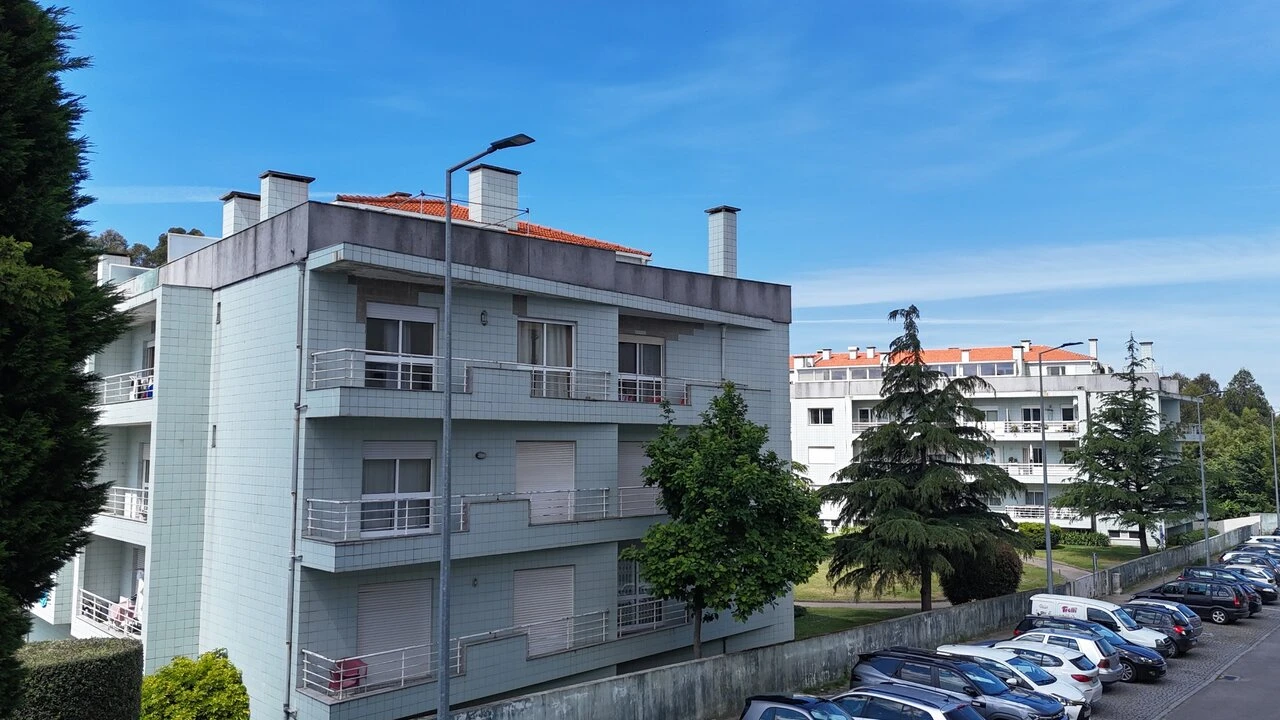 Apartamento T2 para Venda em Mafamude e Vilar do Paraíso Foto 3