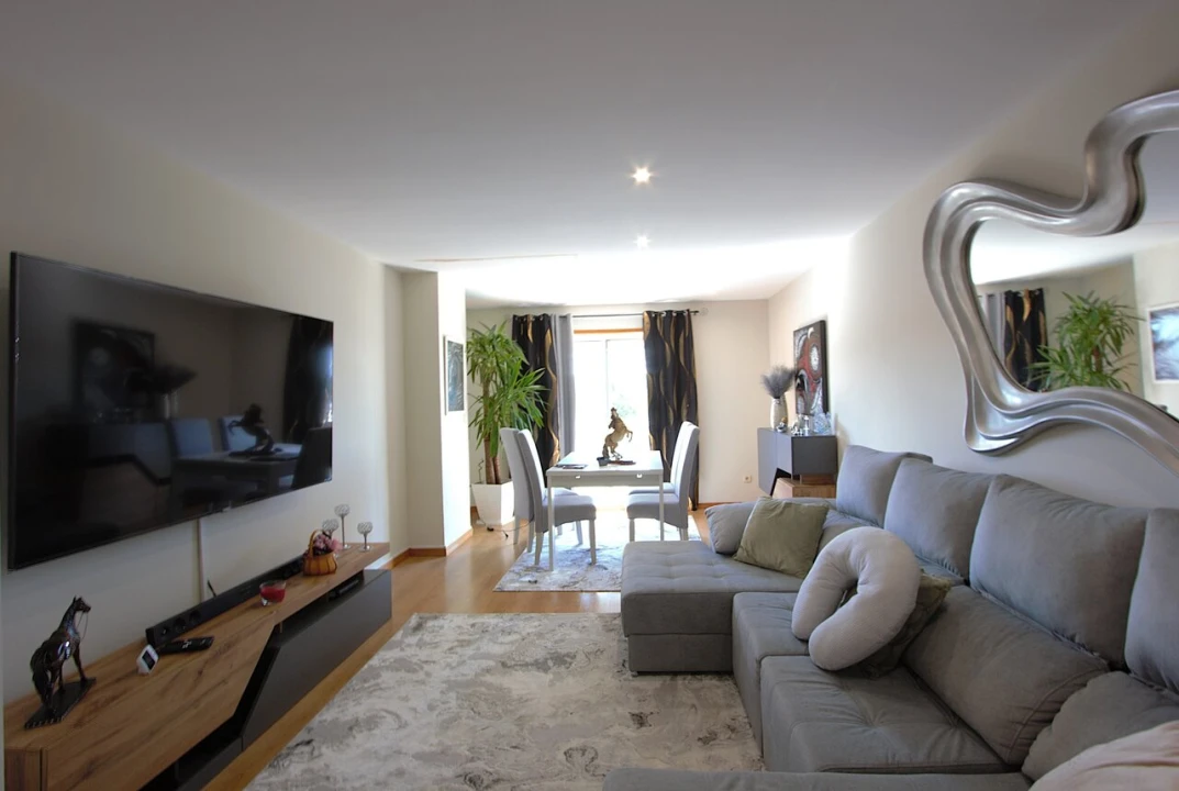 Apartamento T2 para Venda em Mafamude e Vilar do Paraíso Foto 23