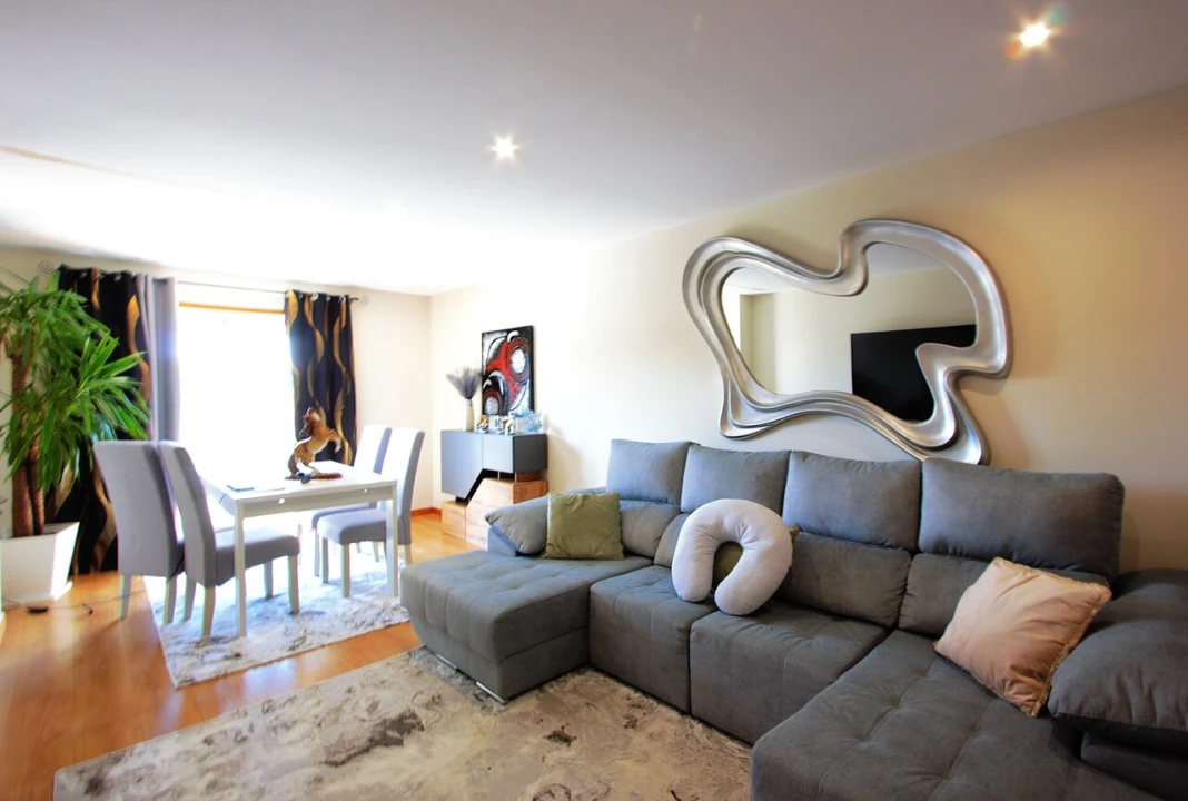 Apartamento T2 para Venda em Mafamude e Vilar do Paraíso Foto 24