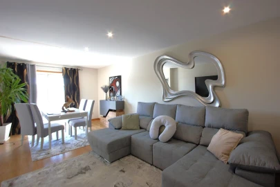 Apartamento T2 para Venda em Mafamude e Vilar do Paraíso