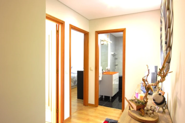 Apartamento T2 para Venda em Mafamude e Vilar do Paraíso Foto 8