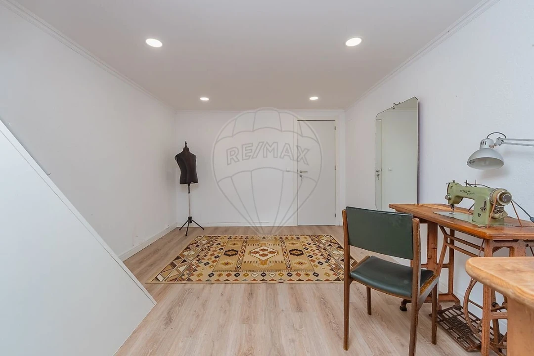 Apartamento T2 para Venda em Póvoa de Santo Adrião e Olival Basto Foto 26