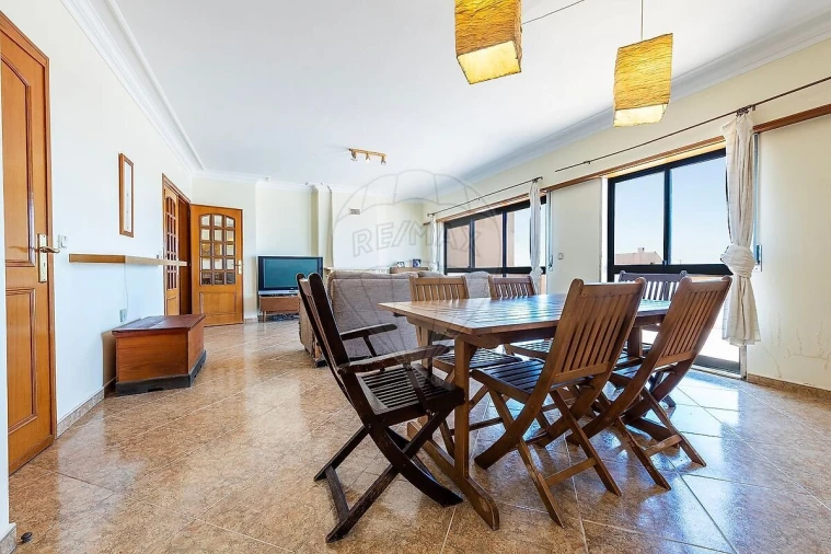 Apartamento T2 para Venda em Oeiras e São Julião da Barra, Paço de Arcos e Caxias Foto 5