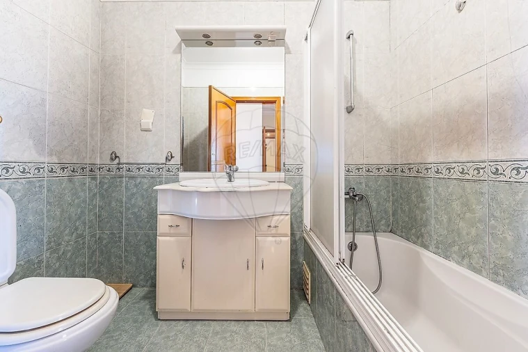 Apartamento T2 para Venda em Oeiras e São Julião da Barra, Paço de Arcos e Caxias Foto 26