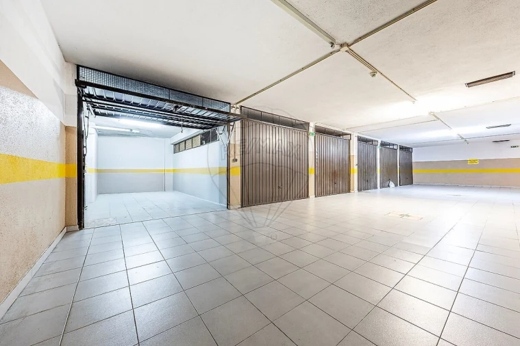 Apartamento T2 para Venda em Oeiras e São Julião da Barra, Paço de Arcos e Caxias Foto 29