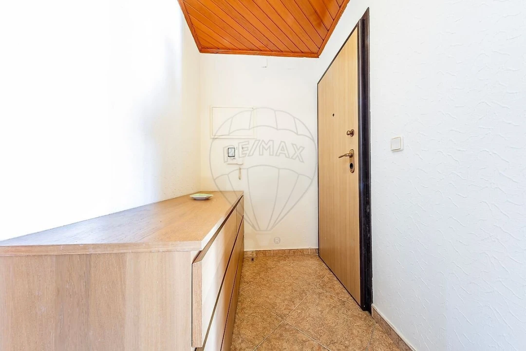 Apartamento T2 para Venda em Oeiras e São Julião da Barra, Paço de Arcos e Caxias Foto 14