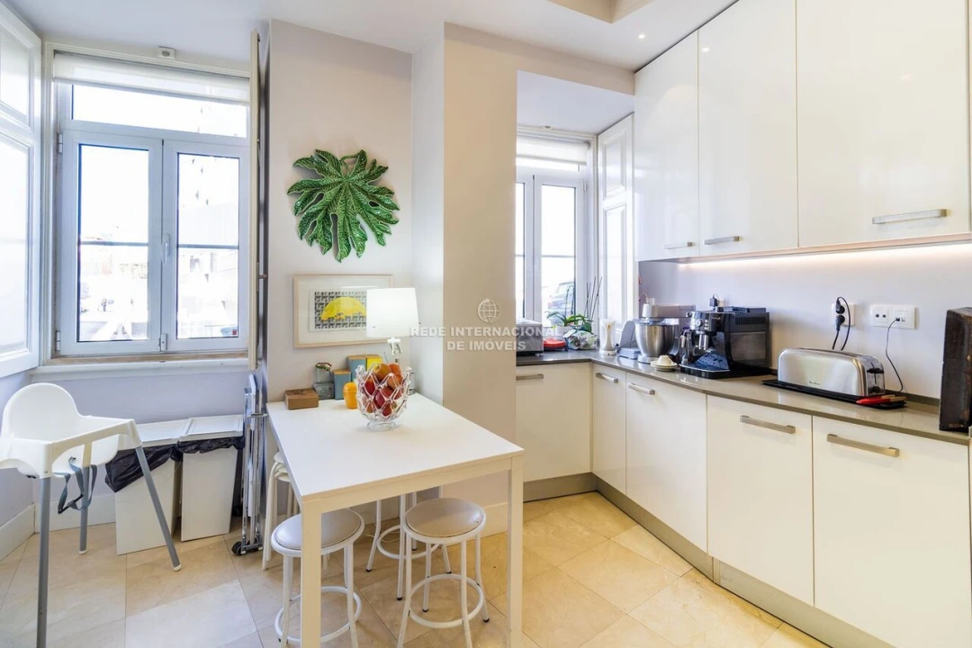 Apartamento T5 para Venda em Arroios Foto 10