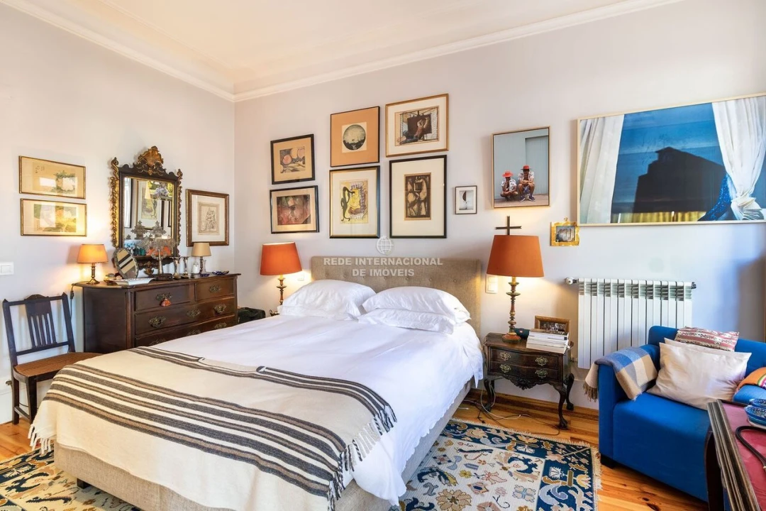 Apartamento T5 para Venda em Arroios Foto 3