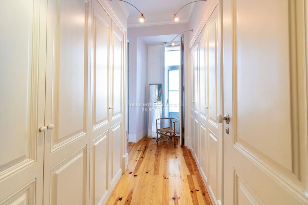 Apartamento T5 para Venda em Arroios Foto 33