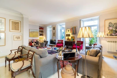 Apartamento T5 para Venda em Arroios