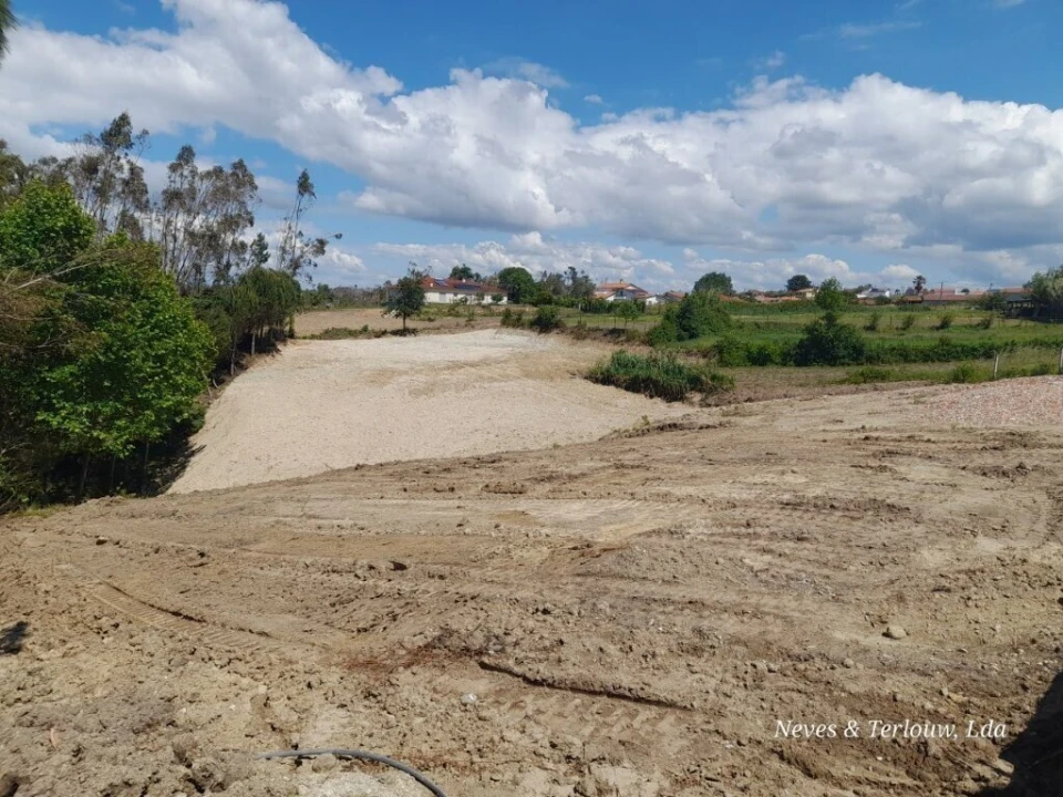 Terreno para Venda em Souto da Carpalhosa e Ortigosa Foto 8