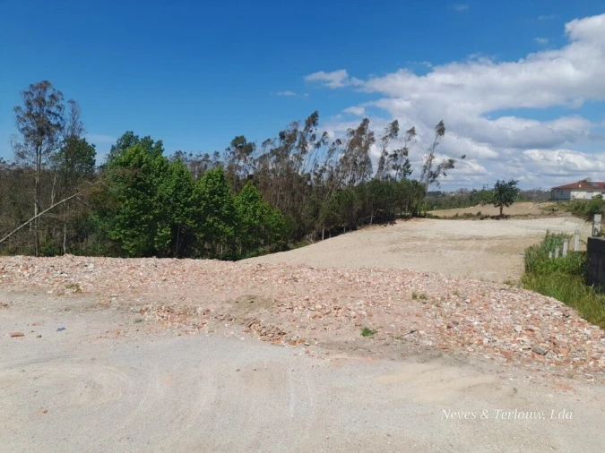 Terreno para Venda em Souto da Carpalhosa e Ortigosa Foto 4