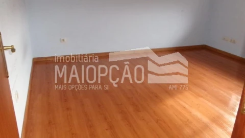 Moradia T3 para Venda em Montes da Senhora