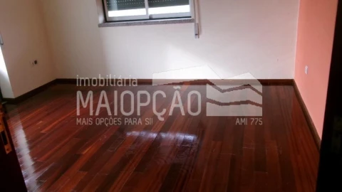 Moradia T3 para Venda em Montes da Senhora