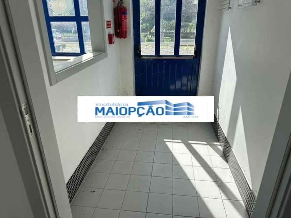 Prédio para Venda em Vila Nova de Foz Côa Foto 5