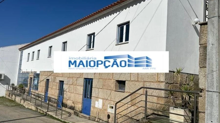 Prédio para Venda em Vila Nova de Foz Côa