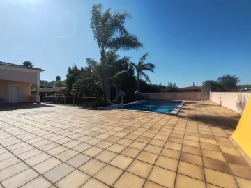 Quinta T4 para Venda em Paderne