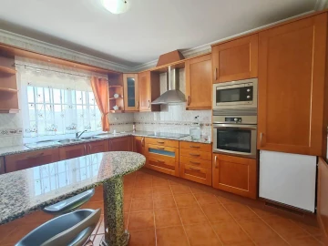 Quinta T4 para Venda em Paderne