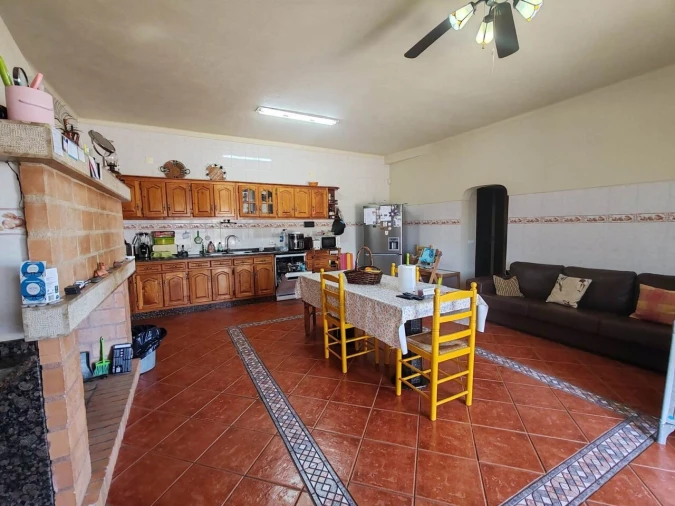 Quinta T4 para Venda em Paderne Foto 38