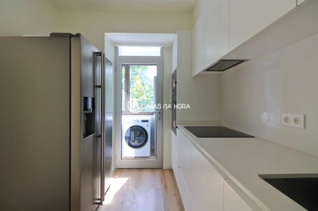 Apartamento T4 para Arrendamento em Aldoar, Foz do Douro e Nevogilde Foto 10