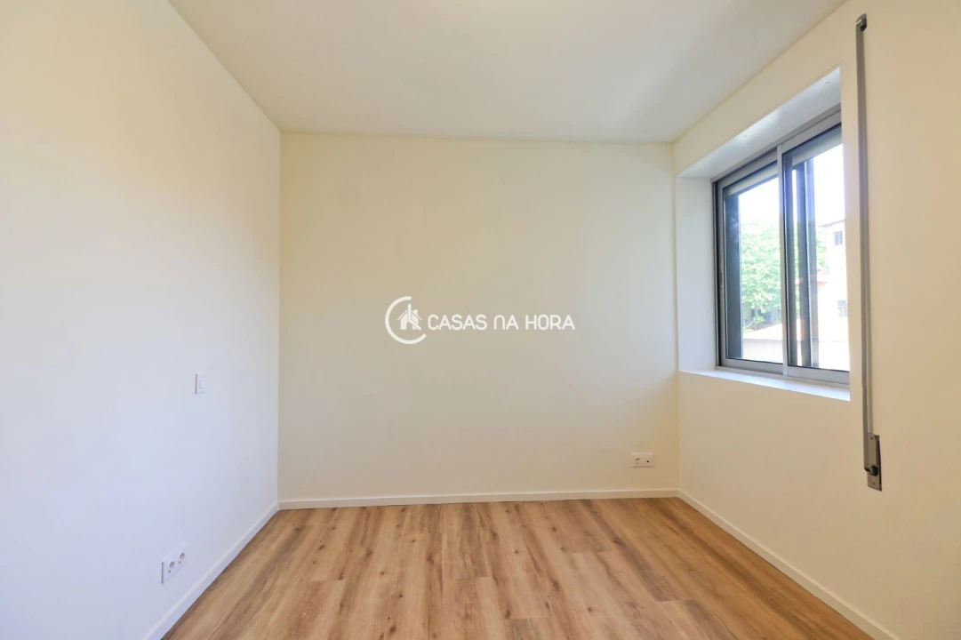 Apartamento T4 para Arrendamento em Aldoar, Foz do Douro e Nevogilde Foto 20