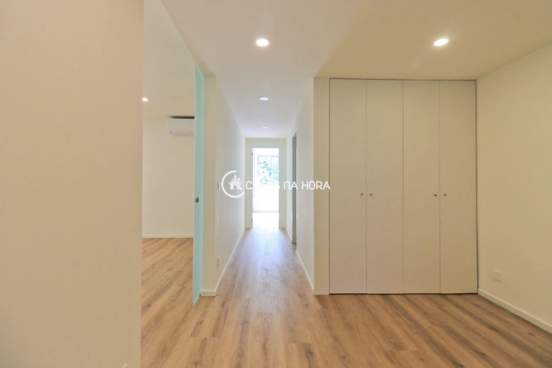 Apartamento T4 para Arrendamento em Aldoar, Foz do Douro e Nevogilde Foto 29