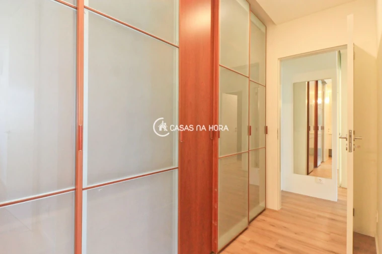 Apartamento T4 para Arrendamento em Aldoar, Foz do Douro e Nevogilde Foto 7