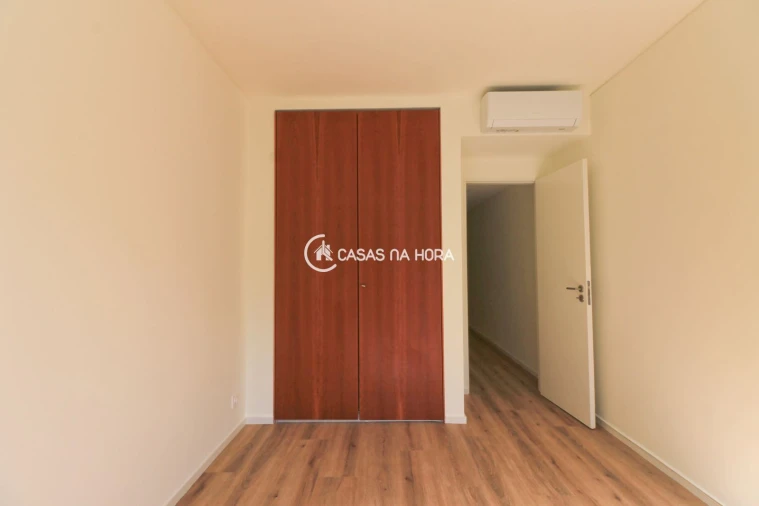 Apartamento T4 para Arrendamento em Aldoar, Foz do Douro e Nevogilde Foto 15