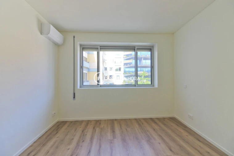 Apartamento T4 para Arrendamento em Aldoar, Foz do Douro e Nevogilde Foto 26