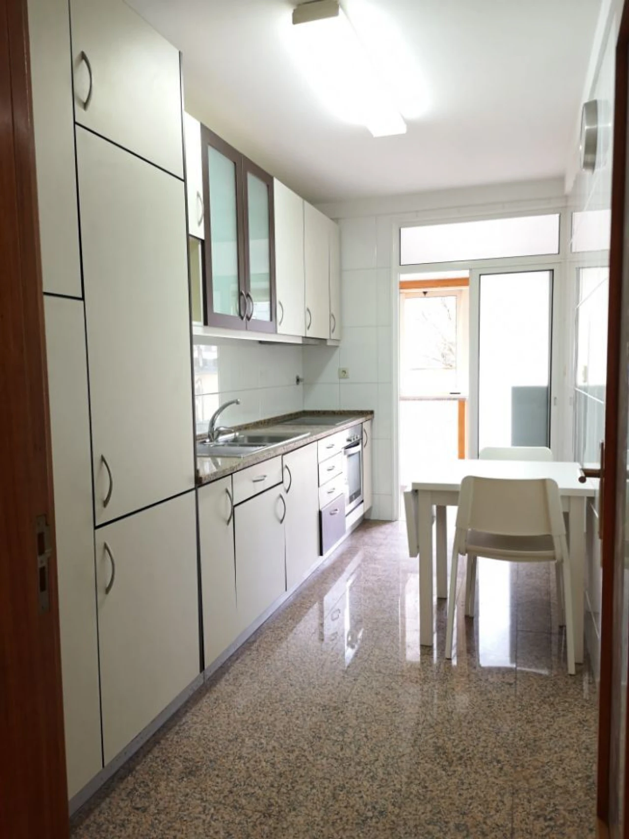 Apartamento T1 para Arrendamento em Paranhos Foto 1