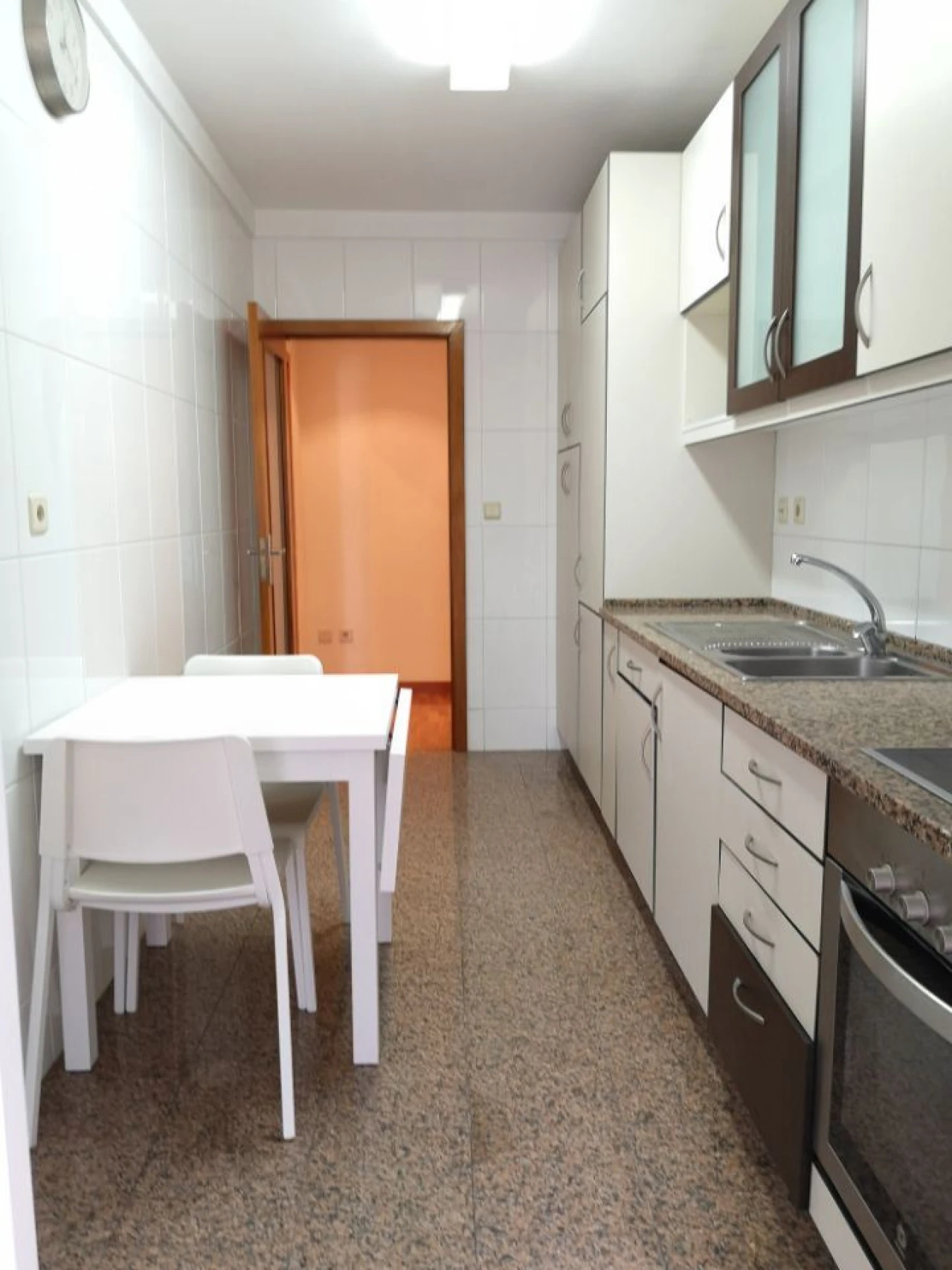 Apartamento T1 para Arrendamento em Paranhos Foto 2