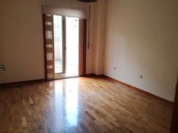 Apartamento T1 para Arrendamento em Paranhos