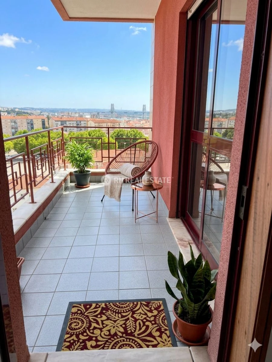 Apartamento T2 para Venda em Buarcos Foto 2
