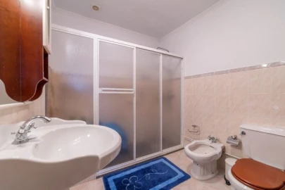 Moradia T4 para Venda em Aldeia das Dez