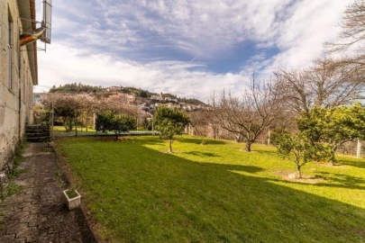 Moradia T4 para Venda em Aldeia das Dez