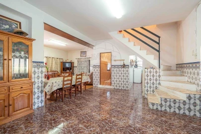 Moradia T4 para Venda em Ferreira-A-Nova