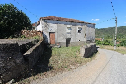 Moradia T4 para Venda em Pombeiro da Beira